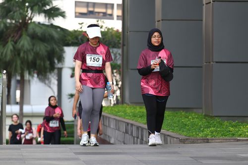 Race photo from Assurance Fun Run 2024