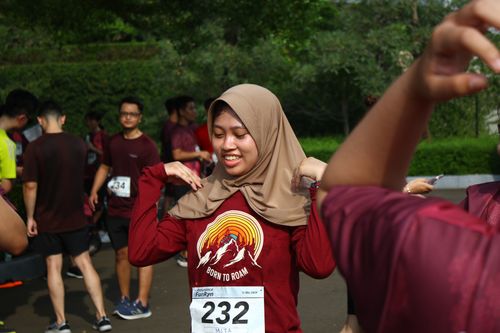 Race photo from Assurance Fun Run 2024
