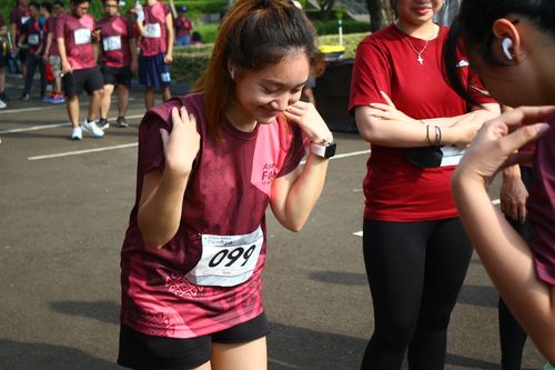 Race photo from Assurance Fun Run 2024
