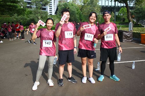 Race photo from Assurance Fun Run 2024