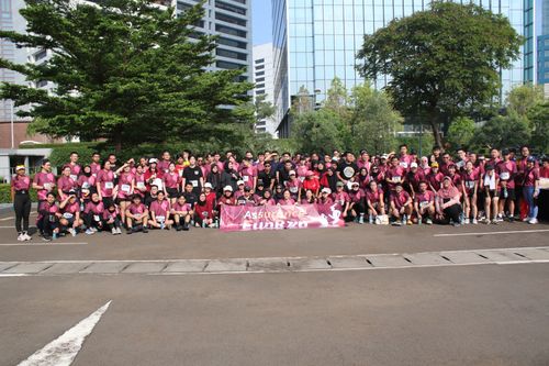 Race photo from Assurance Fun Run 2024