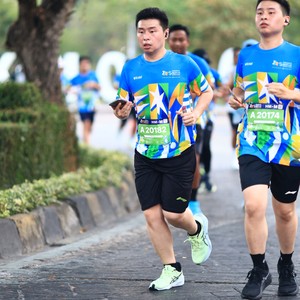 Race photo from SURABAYA ISOPLUS MARATHON 2026