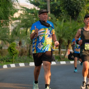 Race photo from SURABAYA ISOPLUS MARATHON 2026