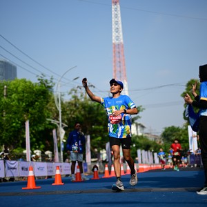 Race photo from SURABAYA ISOPLUS MARATHON 2026