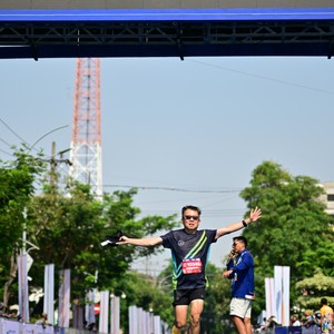 Race photo from SURABAYA ISOPLUS MARATHON 2026