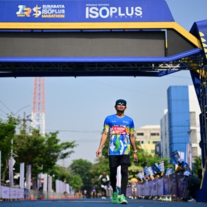 Race photo from SURABAYA ISOPLUS MARATHON 2026