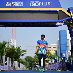 Race photo from SURABAYA ISOPLUS MARATHON 2026