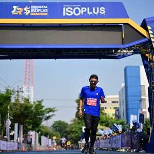 Race photo from SURABAYA ISOPLUS MARATHON 2026