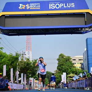 Race photo from SURABAYA ISOPLUS MARATHON 2026