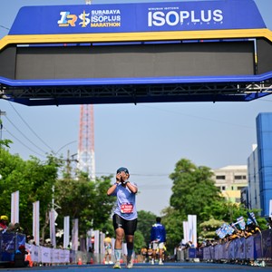 Race photo from SURABAYA ISOPLUS MARATHON 2026