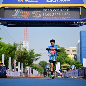 Race photo from SURABAYA ISOPLUS MARATHON 2026