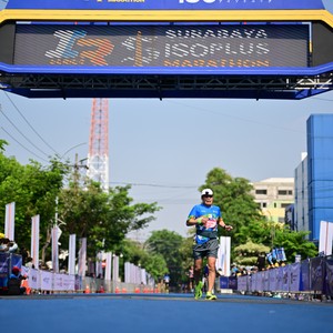 Race photo from SURABAYA ISOPLUS MARATHON 2026