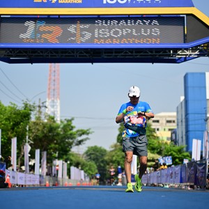 Race photo from SURABAYA ISOPLUS MARATHON 2026