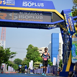 Race photo from SURABAYA ISOPLUS MARATHON 2026
