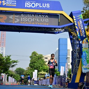 Race photo from SURABAYA ISOPLUS MARATHON 2026