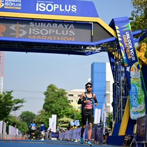 Race photo from SURABAYA ISOPLUS MARATHON 2026