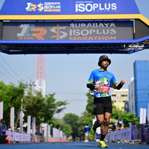 Race photo from SURABAYA ISOPLUS MARATHON 2026