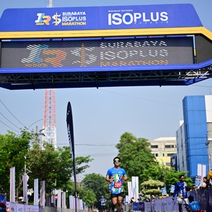 Race photo from SURABAYA ISOPLUS MARATHON 2026