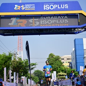 Race photo from SURABAYA ISOPLUS MARATHON 2026