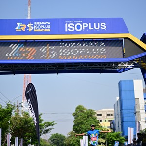 Race photo from SURABAYA ISOPLUS MARATHON 2026