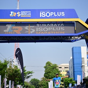 Race photo from SURABAYA ISOPLUS MARATHON 2026