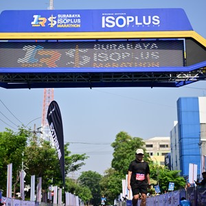 Race photo from SURABAYA ISOPLUS MARATHON 2026
