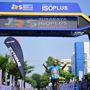 Race photo from SURABAYA ISOPLUS MARATHON 2026