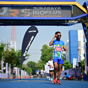 Race photo from SURABAYA ISOPLUS MARATHON 2026