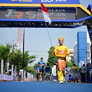 Race photo from SURABAYA ISOPLUS MARATHON 2026