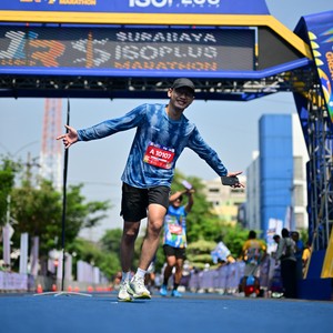 Race photo from SURABAYA ISOPLUS MARATHON 2026