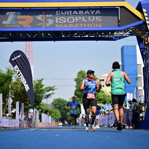 Race photo from SURABAYA ISOPLUS MARATHON 2026
