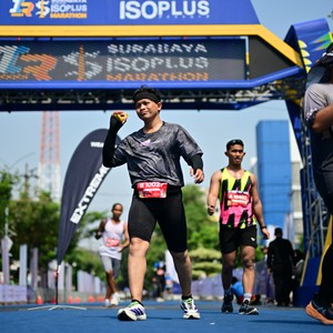 Race photo from SURABAYA ISOPLUS MARATHON 2026