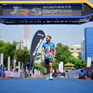 Race photo from SURABAYA ISOPLUS MARATHON 2026