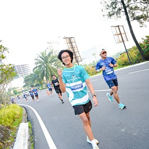 Race photo from BOGORUN 2026