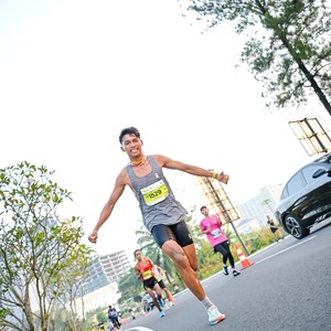 Race photo from BOGORUN 2026