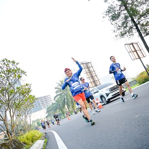 Race photo from BOGORUN 2026