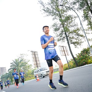 Race photo from BOGORUN 2026