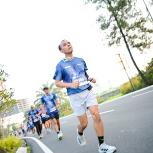 Race photo from BOGORUN 2026