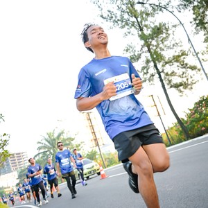 Race photo from BOGORUN 2026