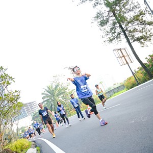 Race photo from BOGORUN 2026