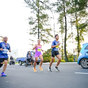 Race photo from BOGORUN 2026