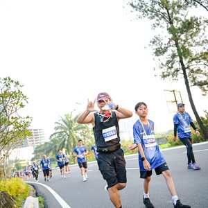 Race photo from BOGORUN 2026