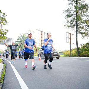 Race photo from BOGORUN 2026