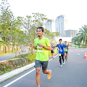 Race photo from BOGORUN 2026