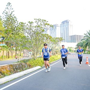 Race photo from BOGORUN 2026