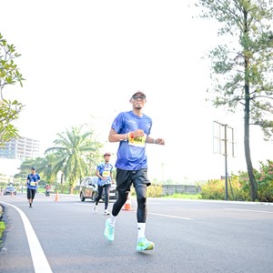 Race photo from BOGORUN 2026