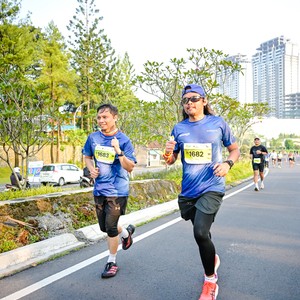Race photo from BOGORUN 2026