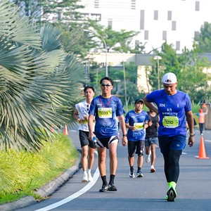Race photo from BOGORUN 2026