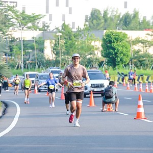 Race photo from BOGORUN 2026