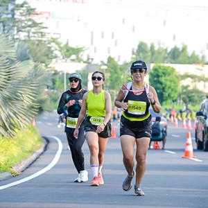 Race photo from BOGORUN 2026